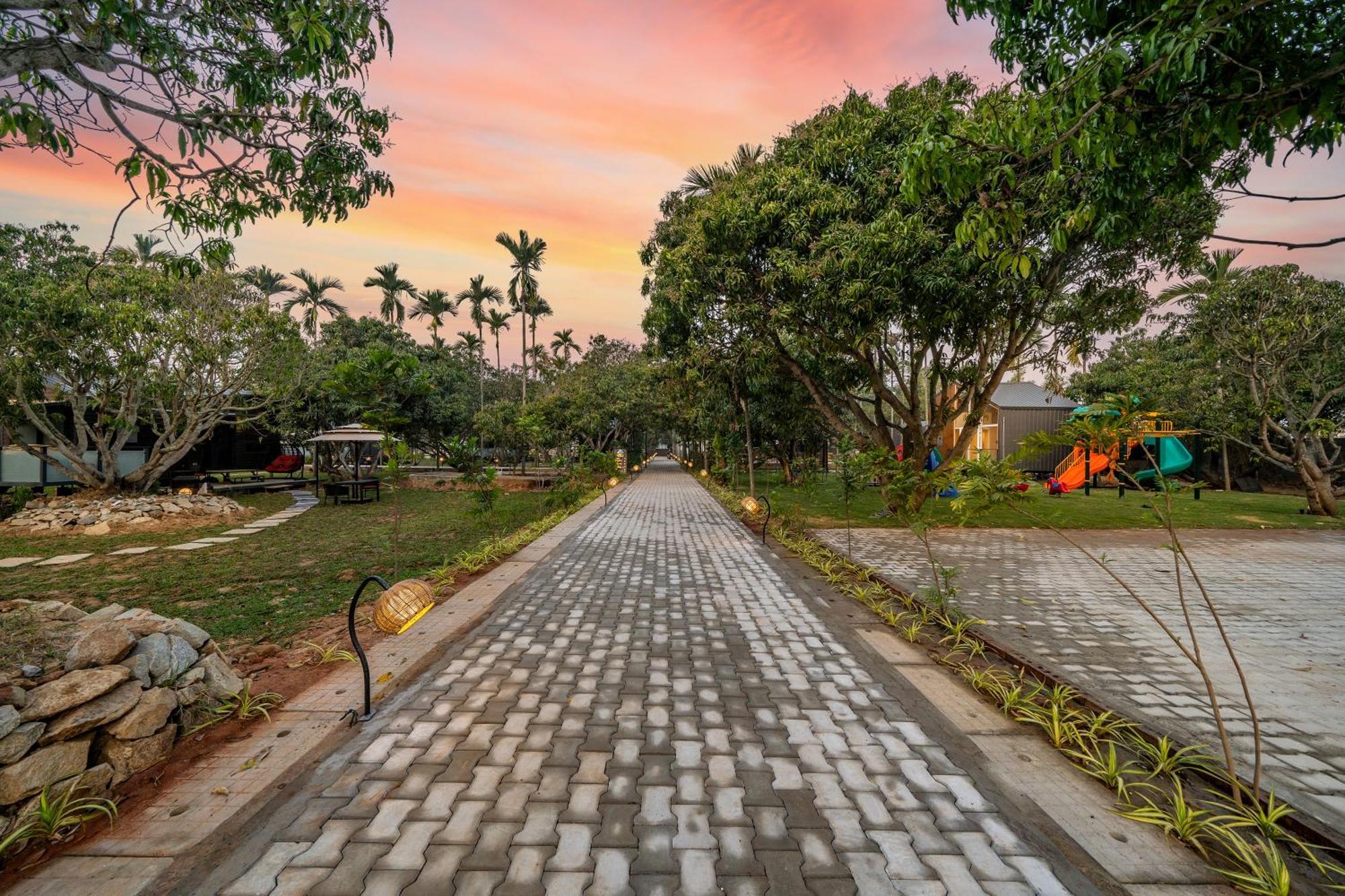 Hotel Glamp Wilderness Nelamangala Exterior foto